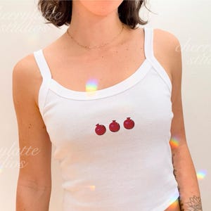 Geborduurde tanktop met granaatappel, esthetische cottagecore-top, Y2k Summer, leuke fruittop met spaghettibandjes