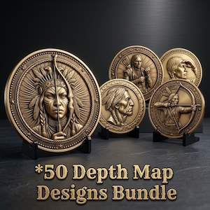 Può includere: Una collezione di quattro medaglioni circolari color bronzo con ritratti in rilievo di figure indigene con archi e frecce, esposti su supporti neri. Il testo *50 Depth Map Designs Bundle è stampato in un carattere serif sotto gli oggetti.