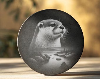 Sottobicchiere in ardesia con lontra selvatica in formato PNG per incisione laser, doppia esposizione di animali per appassionati di arredamento fai da te e artigianato