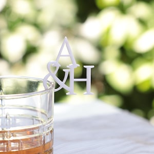 50 Pieces  Drink Tags, Wedding Favors Acrylic Drink Charms, Custom Initials Drink Toppers, Wedding Bar or Table Decors, Wedding Cocktails