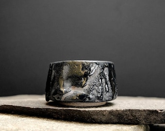Traditionele Japanse theeceremoniekom, handgemaakte Chawan-ceremoniekom, Matcha Chawan, handgemaakte theekop, aardewerkbeker, Wabi Sabi-theekop