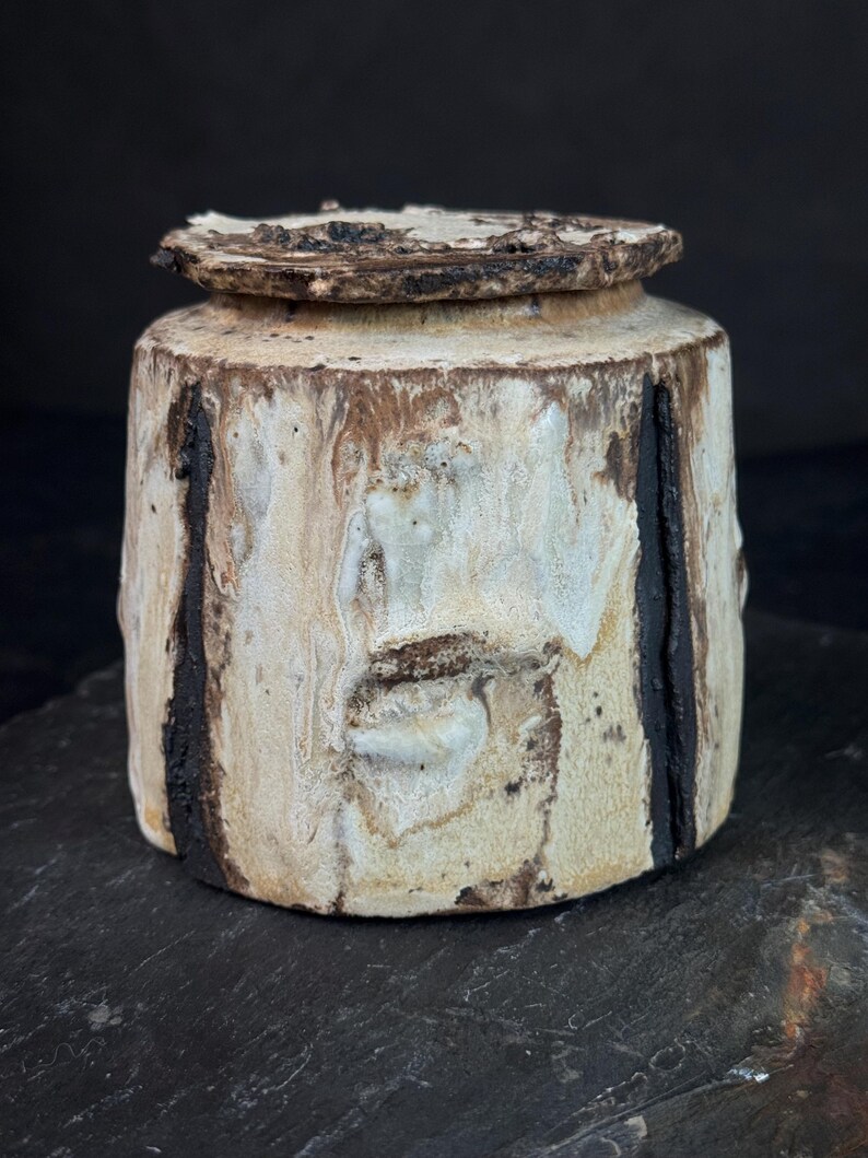 Handmade Kurinuki Ceramic Tea Jar with Lid: Wabi-Sabi Stoneware image 2