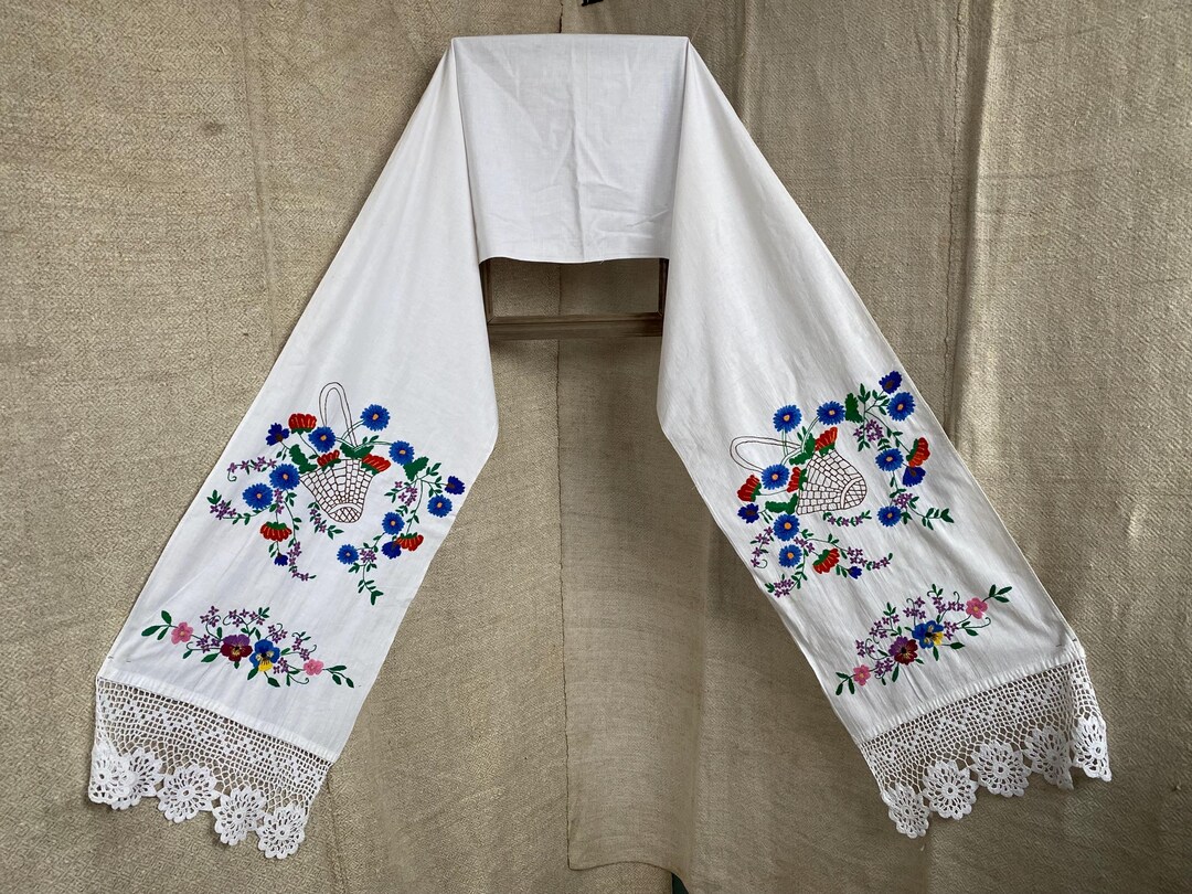 Vintage Ukrainian Rushnyk | Hand Embroidered Floral Linen Towel