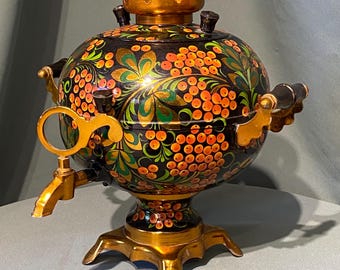 ロシア製　アンティーク サモワール　金属製 花柄 ヴィンテージのホフロマサモワール、ロシア民芸のティーケトル、ソ連