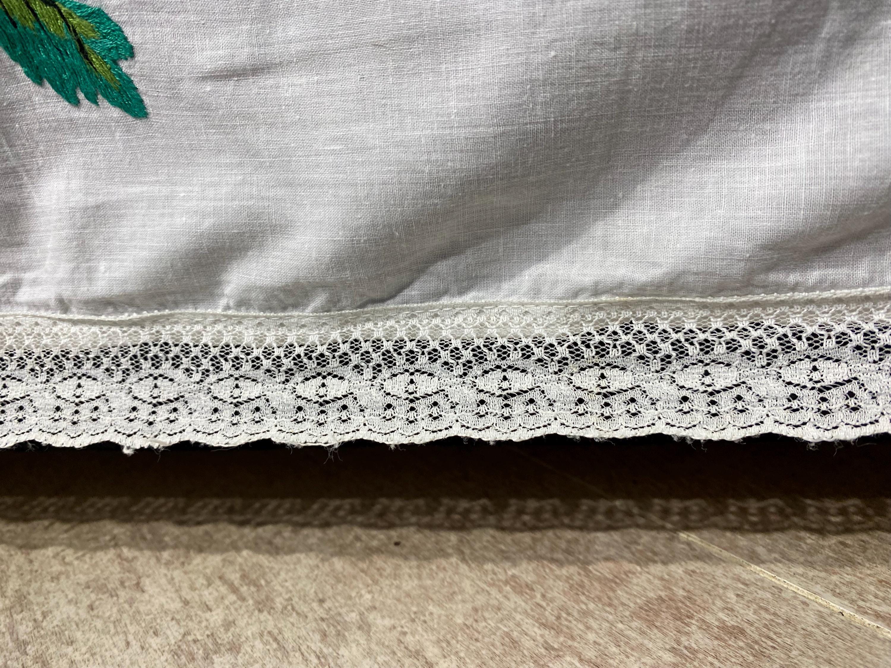 超レア！アンティーク 手刺繍 オーガンジーベッドカバー 超レア！アンティーク 手刺繍 オーガンジーベッドカバー