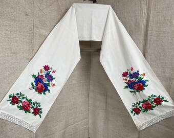 Vintage Ukrainian Embroidered Rushnyk - Ritual Linen Towel - Handmade Cross Stitch Floral Folk Decor Home decor Farmhouse decor Gift for her