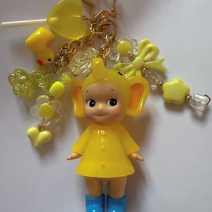 Sonny Angel rainy day series keychain / elephant