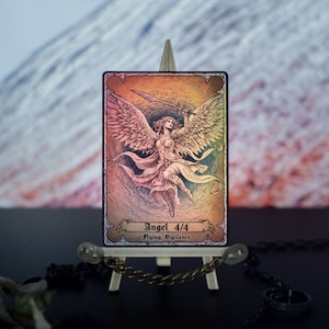 Anjo 4/4 Voador, Vigilância, criatura branca, ficha metalizada de MTG