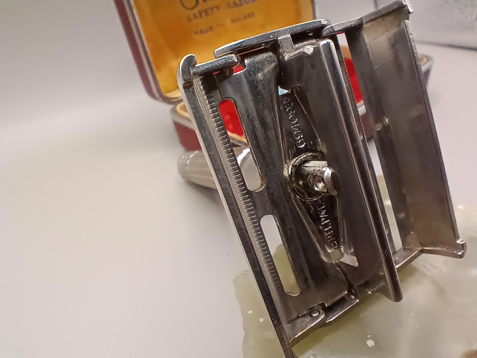 新品　Gillette Aristocrat メンズ剃刀　レア il_fullxfull.8016249883_3p4o.jpg
