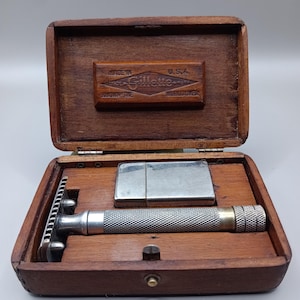 Gillette Big Fellow Razor