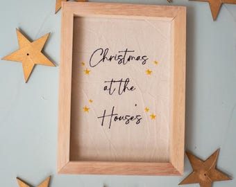 Personalized Embroidered Christmas Canvas: Family Name Festive Wall Decor