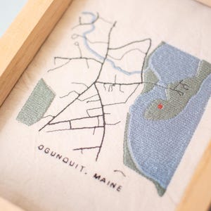 Broderie Plan de la ville personnalisé | Cadeau de carte personnalisée | Broderie de carte | Cadeau pour elle | Souvenir esthétique | Cadeau de pendaison de crémaillère | Cadeaux spéciaux