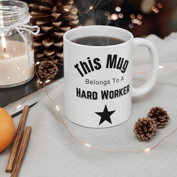 Diese Tasse gehört zu einem harten Arbeiter, Büro-Tasse, Büro-Geschenk, Keramiktasse, Kaffeetasse, Teetasse, Geschenke