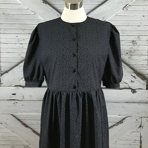 Front Button Mennonite Cape Dress image 1