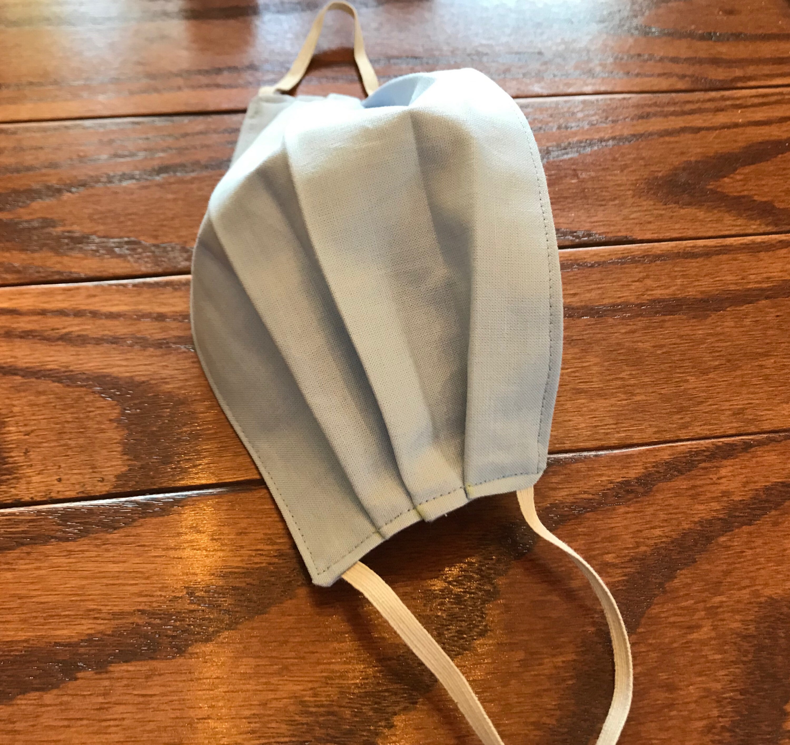 Pleated Cotton Face Cover—Solid Quilting Cotton