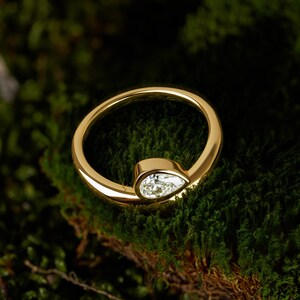 Moissanite Pear 0.5CT Wave Ring | 18k Gold Plated Sterling Silver