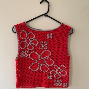 PDF - The “Flower” graphic mesh crochet vest pattern. A filet crochet graphic modern made-to-fit crochet top design