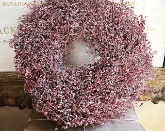 Dried Gypsophilia Wreath 10" Berry