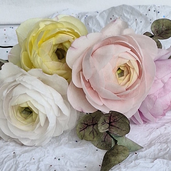 Handmade wafer paper flowers