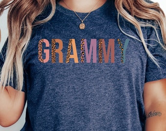Grammy Shirt, Personalized Woman Shirt, Retro Grammy T-shirt, Groovy Grammy Tee Shirt, Funny Mama Gift, Mammy Shirt, Gift For Mama, Mama Tee