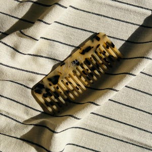 Personalized comb