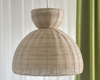 Rattan Pendant Lights,Hand Woven Hanging Ceiling Lamp for Dining Table Kitchen,Unique Rattan Lamp,Farmhouse Coastal Chandelier