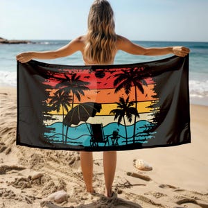 Retro Sunset Beach Towel,Vintage Palm Tree Pool Towel,Tropical Summer Quick Dry Towel,Soft Lightweight Travel Towel for Beach,Outdoor Towel