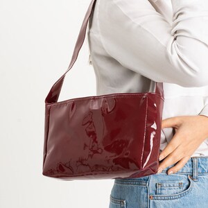 Patent Leather Women's Shoulder Bag, Crossbody Bag, Elegant Shoulder Bag, Burgundy Leather Purse, Fashion Glossy Bags, Gift ForHer zdjęcie 3