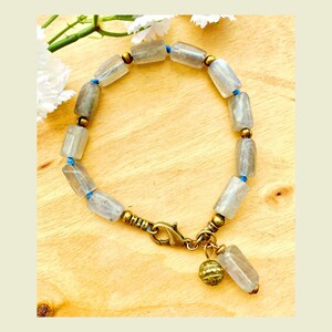 Natural Cut Labradorite Bracelet, Iridescent Labradorite, Labradorite Bracelet, Labradorite Tube Bead Bracelet, Labradorite Clasp Bracelet
