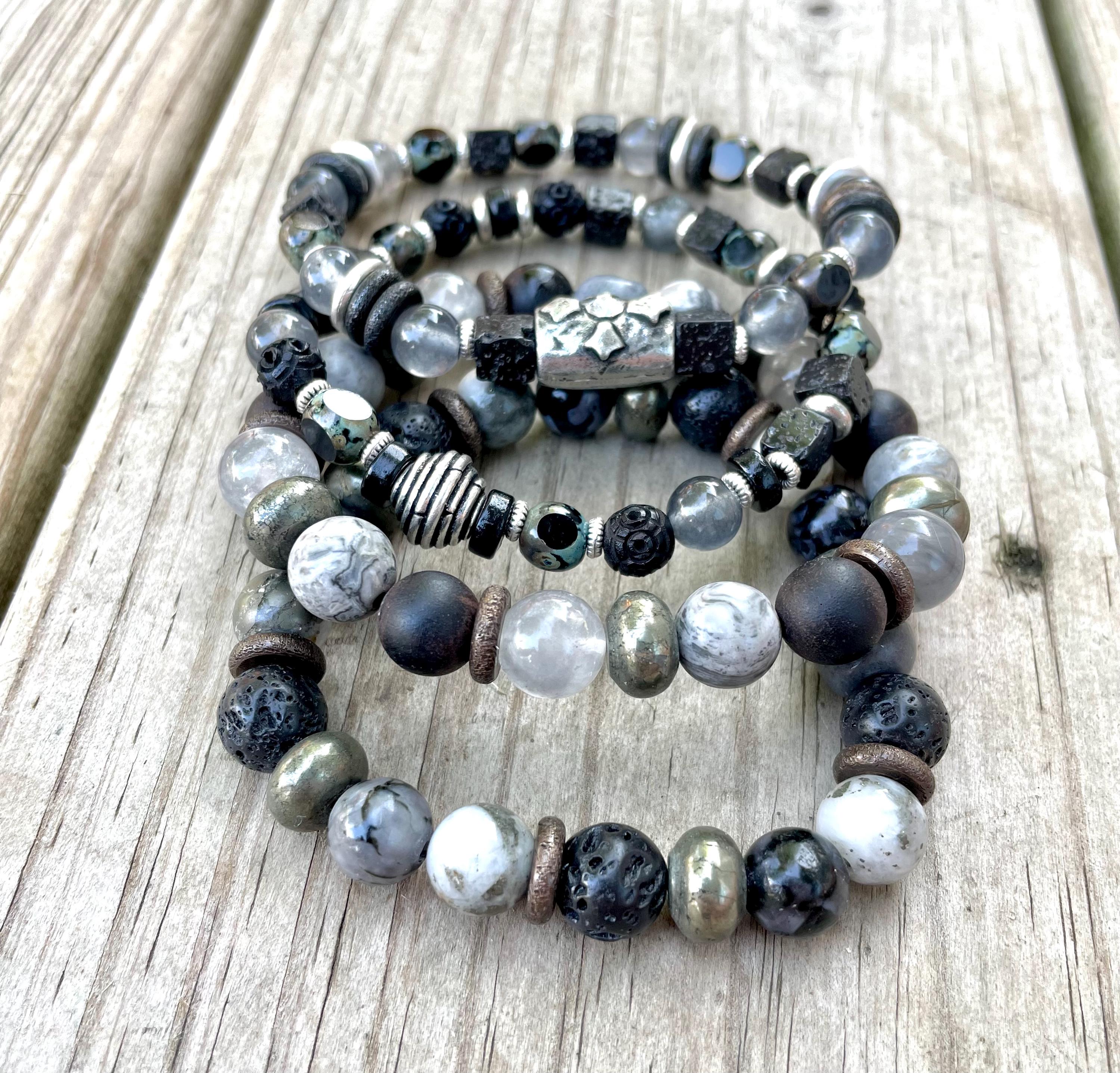 ブレスレット SK8ER ROCK Multi-beads gemstone bracelet 002 Multi Bead Bracelet With Black Sandalwood, Grey Quartz