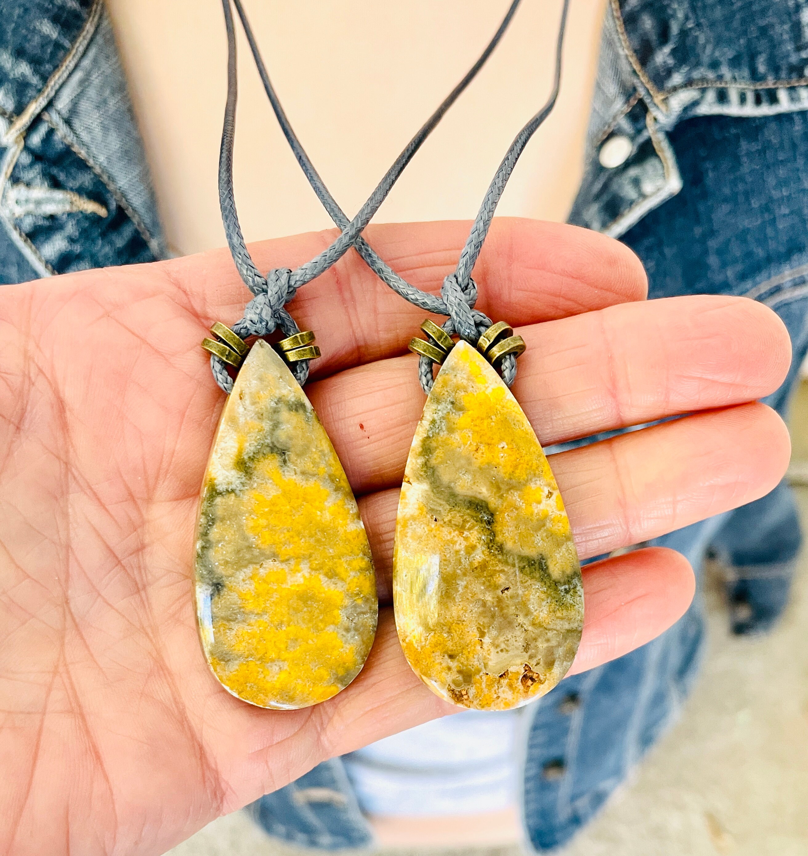 Bumblebee jasper necklace online