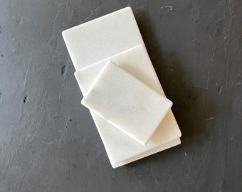 Carrara marmor ostfat Trio: Elegant serveringsfatset