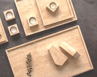 Vassoio da bagno in travertino, decorazione per il bagno in pietra naturale, accento in marmo beige, regalo per l'inaugurazione della casa.