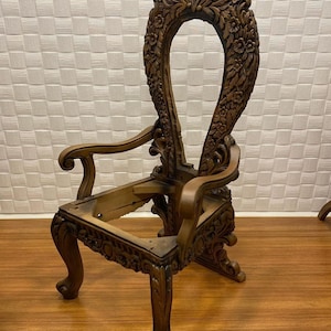 Vintage chair Midcentury desıgn chair Ottomon desıgn chair walnut chair wooden chair Rustic chair traditional chair carved chair zdjęcie 2