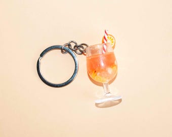 Aperol Spritz Keychain: Summer Cocktail Charm with Orange Slice