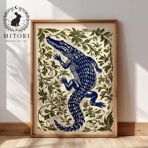 Cuadro decorativo de cocodrilo azul: lámina folclórica de caimán azul marino, ilustración botánica verde salvia (digital).
