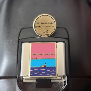 Cada día es un nuevo día. Cubierta para zapata de cámara DSLR, botón del obturador, regalo único para cámara, regalo para el propietario de la cámara.