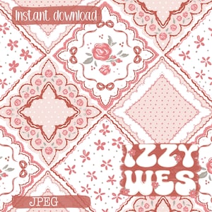 Könnte beinhalten: Digitales Musterdesign mit einem Patchwork aus floralen und gepunkteten Quadraten in Rosa- und Weißtönen. Das Design umfasst Rosen, Schleifen und gewellte Kanten. Der Text enthält "Sofort-Download", "JPEG" und "Izzy Wes".