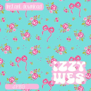 Könnte beinhalten: Ein digitales Muster mit einem sich wiederholenden Design aus rosa Rosen, Schleifen und kleinen Blumenclustern auf türkisfarbenem Hintergrund. Die Wörter "Sofort-Download" und "JPEG" werden auf rosa Bannern angezeigt. Das Design enthält den Text "Izzy Wes".