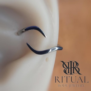 16g Handmade Titanium Dual-Pointed Conch Rings