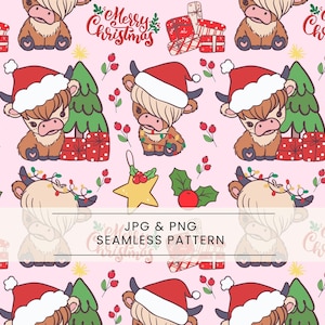 Puede incluir: Patrón sin costuras con vacas de las Tierras Altas de dibujos animados con gorros de Papá Noel, rodeadas de árboles de Navidad, regalos y acebo sobre un fondo rosa. También se incluye el texto "Merry Christmas". El patrón está etiquetado como "JPG & PNG SEAMLESS PATTERN".