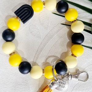 SILICONE BEAD WRISTLET, keychain, silicone bead bracelet, tassel keychain, key holder