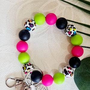 SILICONE BEAD WRISTLET, keychain, silicone bead bracelet, tassel keychain, key holder