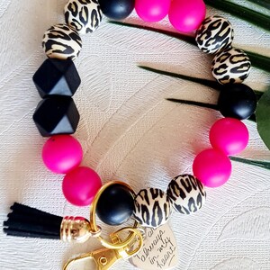 SILICONE BEAD WRISTLET, keychain, silicone bead bracelet, tassel keychain, key holder