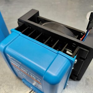Victron MPPT 100/50 100/30 ファンクーラーマウント - デジタルファイル 画像 4