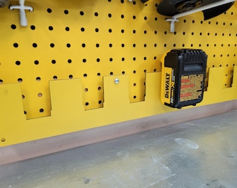 DeWalt Werkzeuge Batteriehalter - Laser Cut Datei