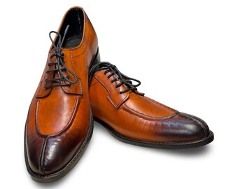 We are one of the leading companies in handcrafted and custom-made Goodyear welted leather shoes.