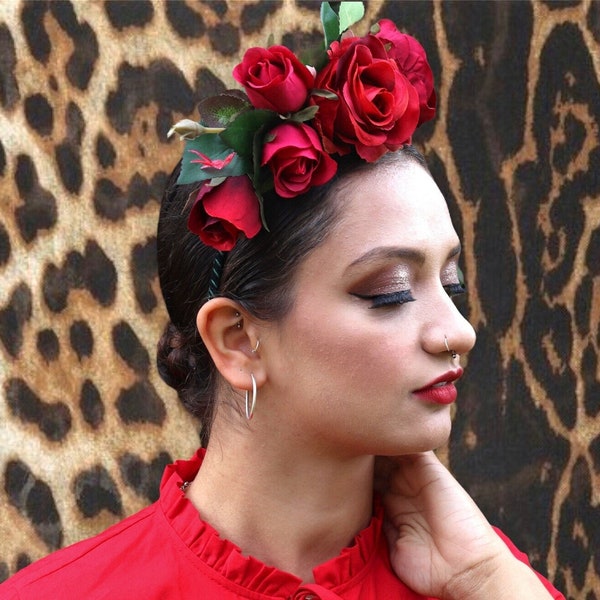 Rote Blumen Krone Frida Khalo Haarband Mexikanische party floral Halo Kopfschmuck für Frauen Dolce Vita Haarteil Rosen Kopfschmuck Kopfschmuck nach Maß