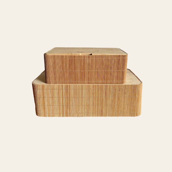 Bamboo bento style storage box with lid