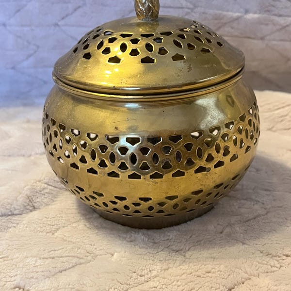 Vintage Brass Art Ware Potpourri Container or Garlic Keeper with Lid